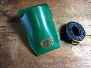 Scissor Case Nude model with a waist-only belt
