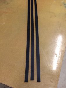 Condition of the belt for a scissor case immediately after cutting