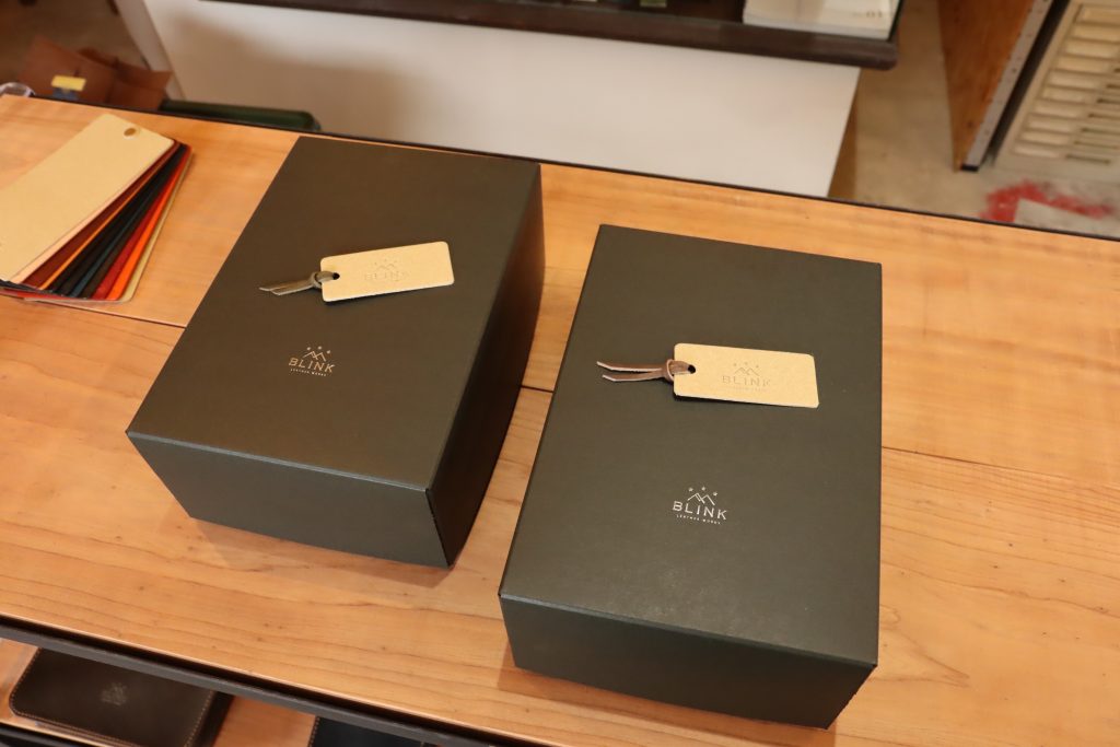 Scissor case in Blink's special box