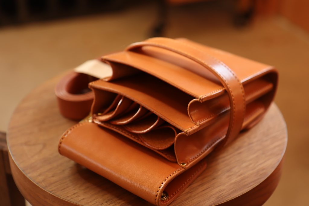 Scissor Case WW Brown back