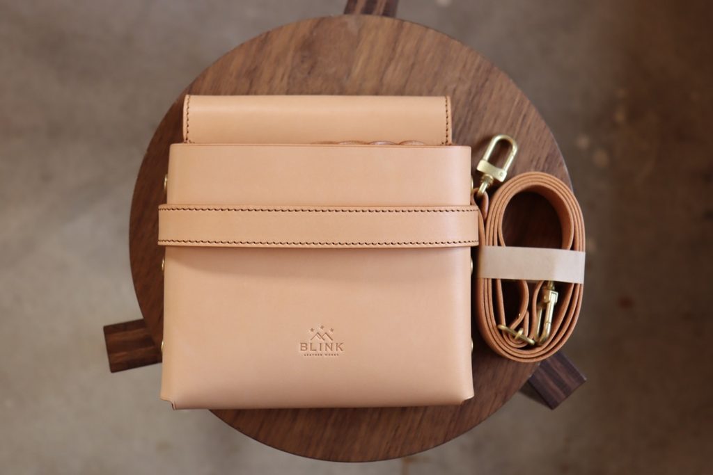 4丁用のシザーをすっきり収納できる-clutch s-シザーケース
